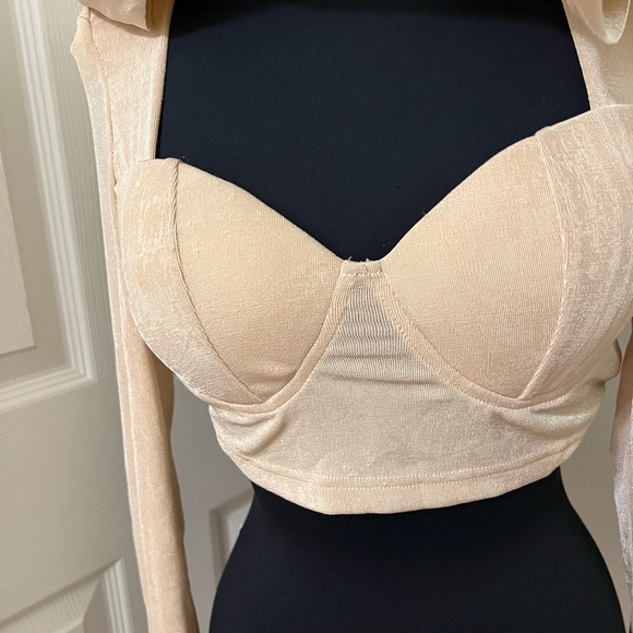 NWT Fashion Nova Weekend Behavior Cowl Neck Crop Top - Picture 11 of 16